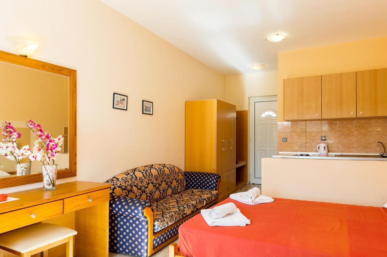 Summer Memories Aparthotel Πεύκος Εξωτερικό φωτογραφία